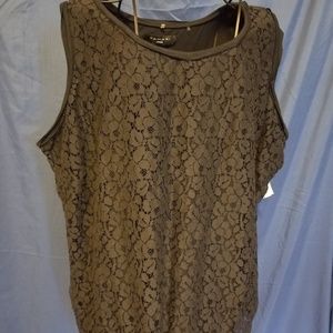 COPY - Tahari black lace overlay +size tank